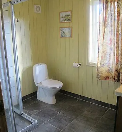 Gamlestugu Holiday home Al
